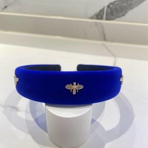 NEW Beautiful headband rollal blue